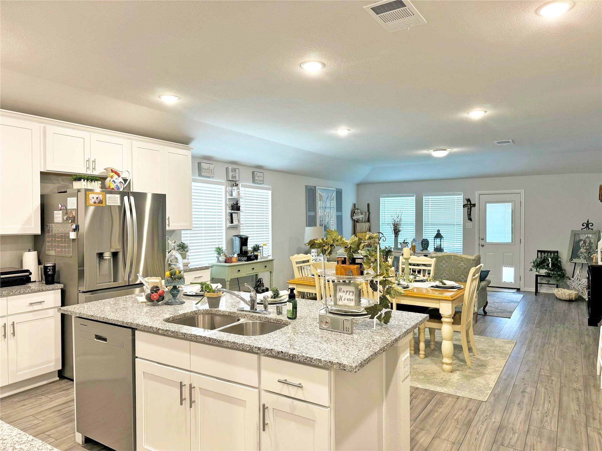 608 N Rain Barrel Place