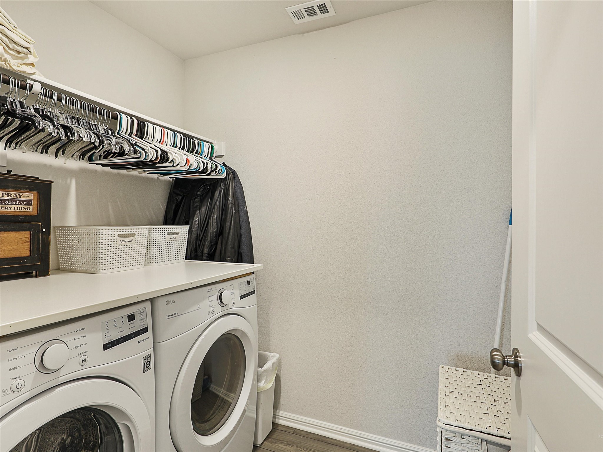 608 N Rain Barrel Place