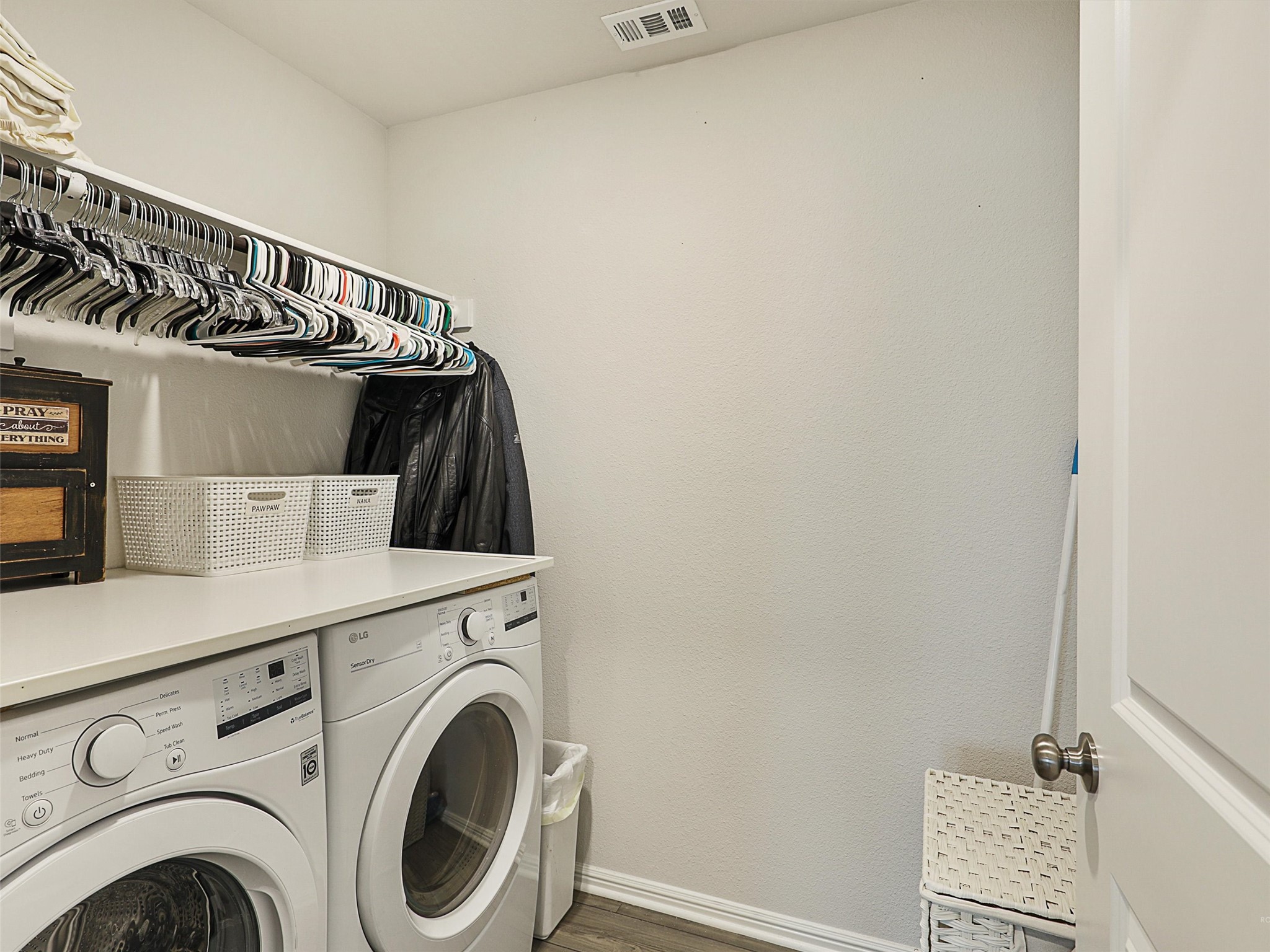 608 N Rain Barrel Place