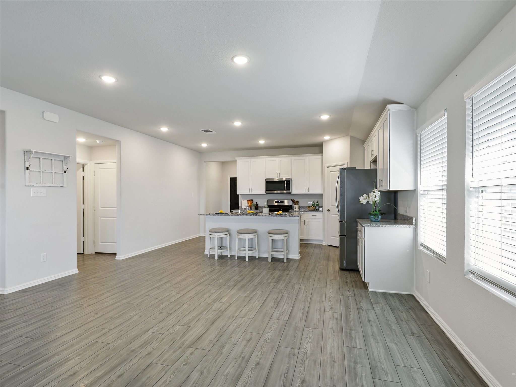 608 N Rain Barrel Place