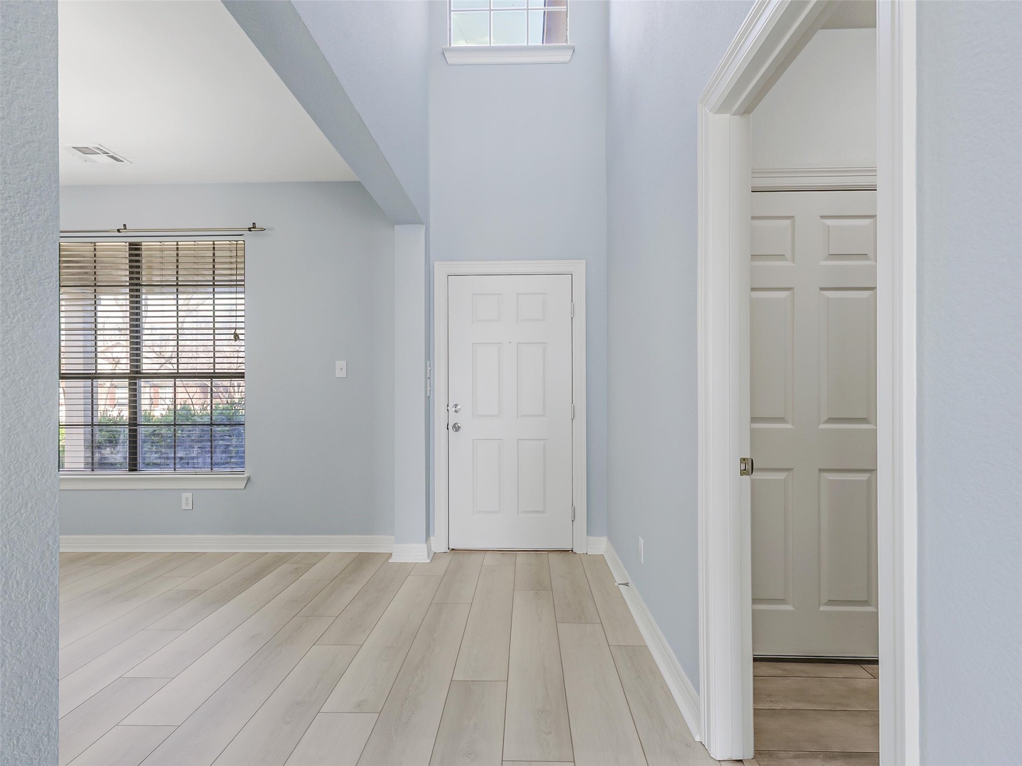 4709 Worchester Lane