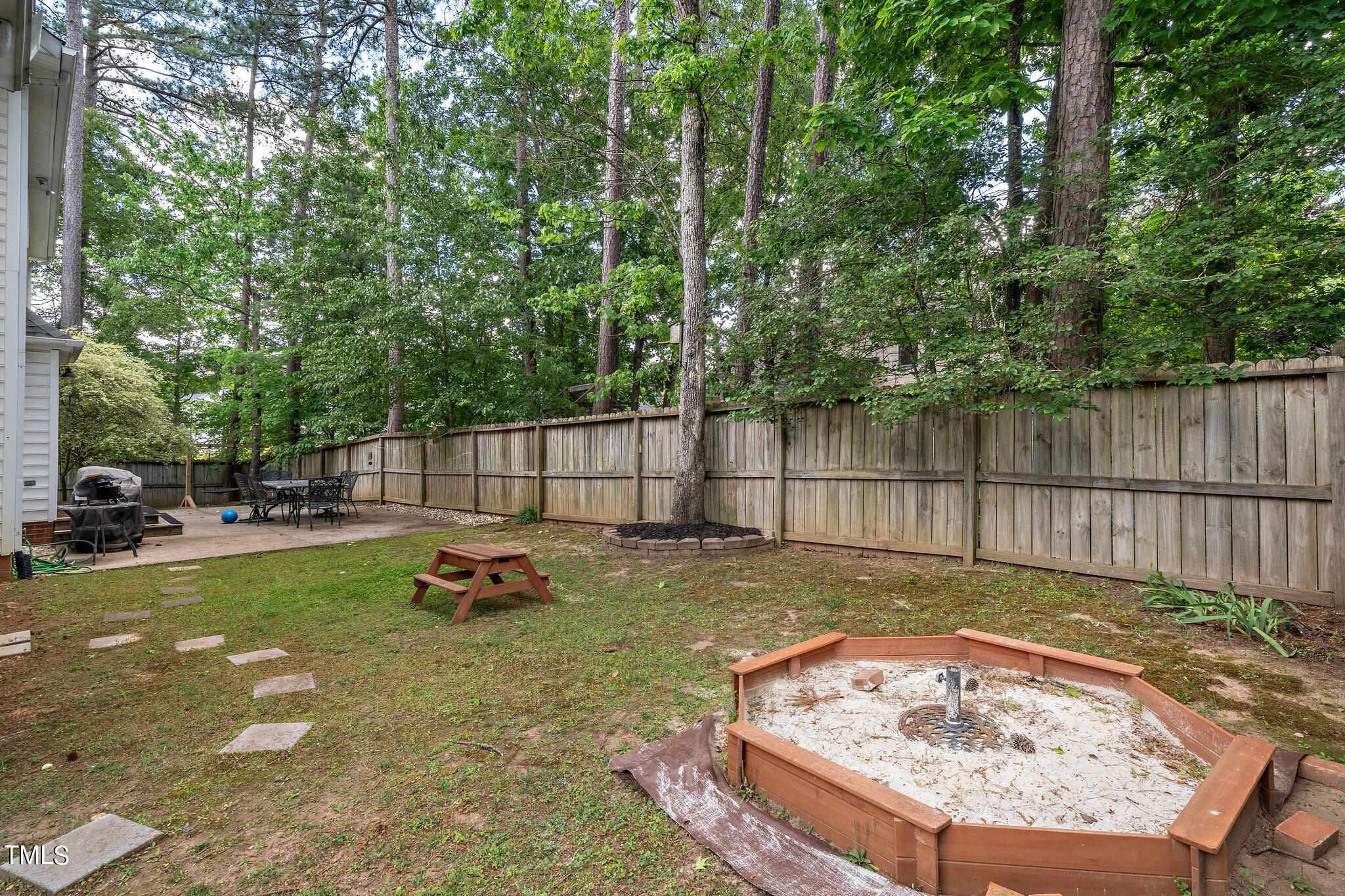 108 Bayreuth Place