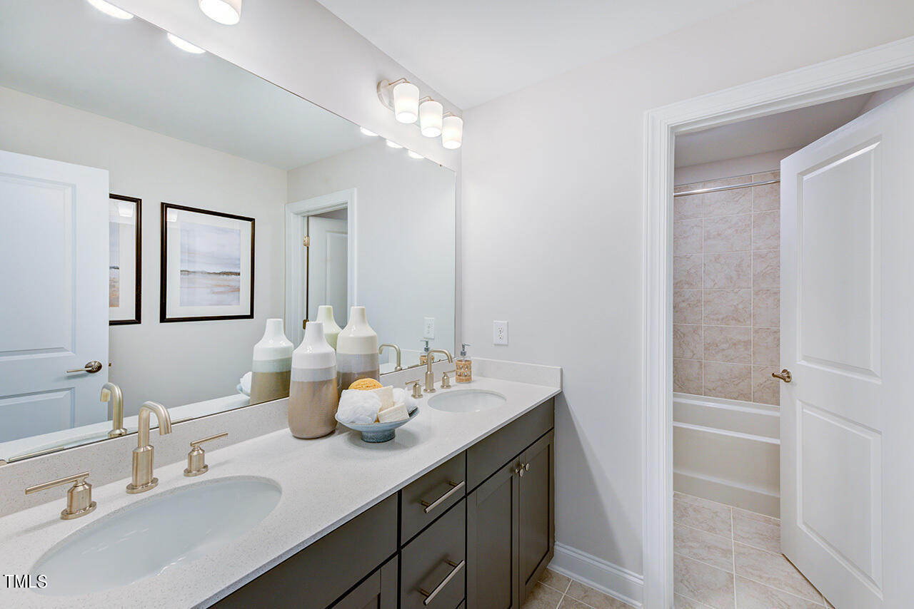 712 Heathered Farm Way