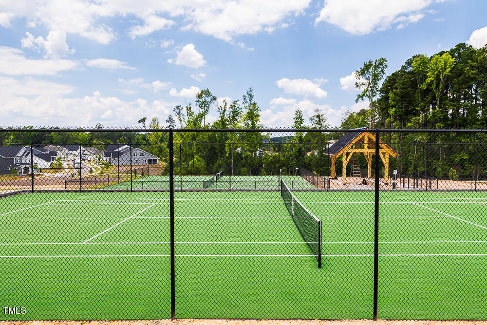 712 Heathered Farm Way