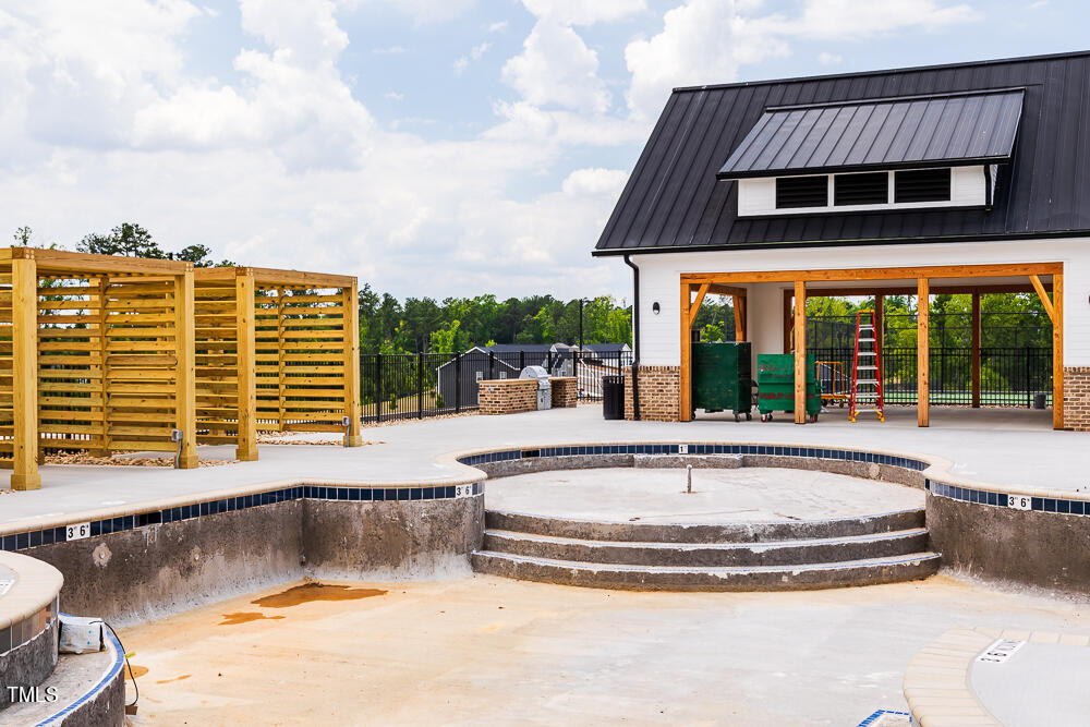 712 Heathered Farm Way