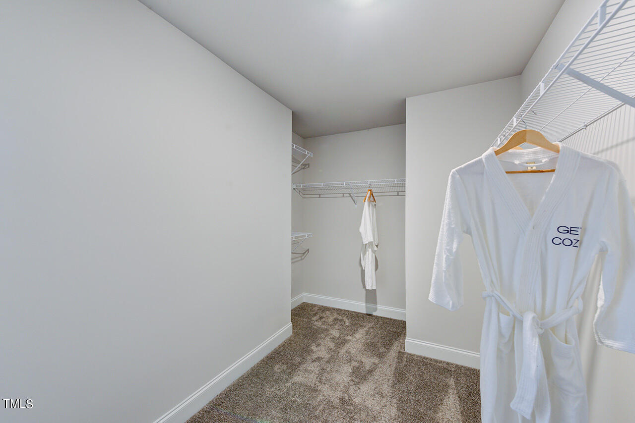 712 Heathered Farm Way