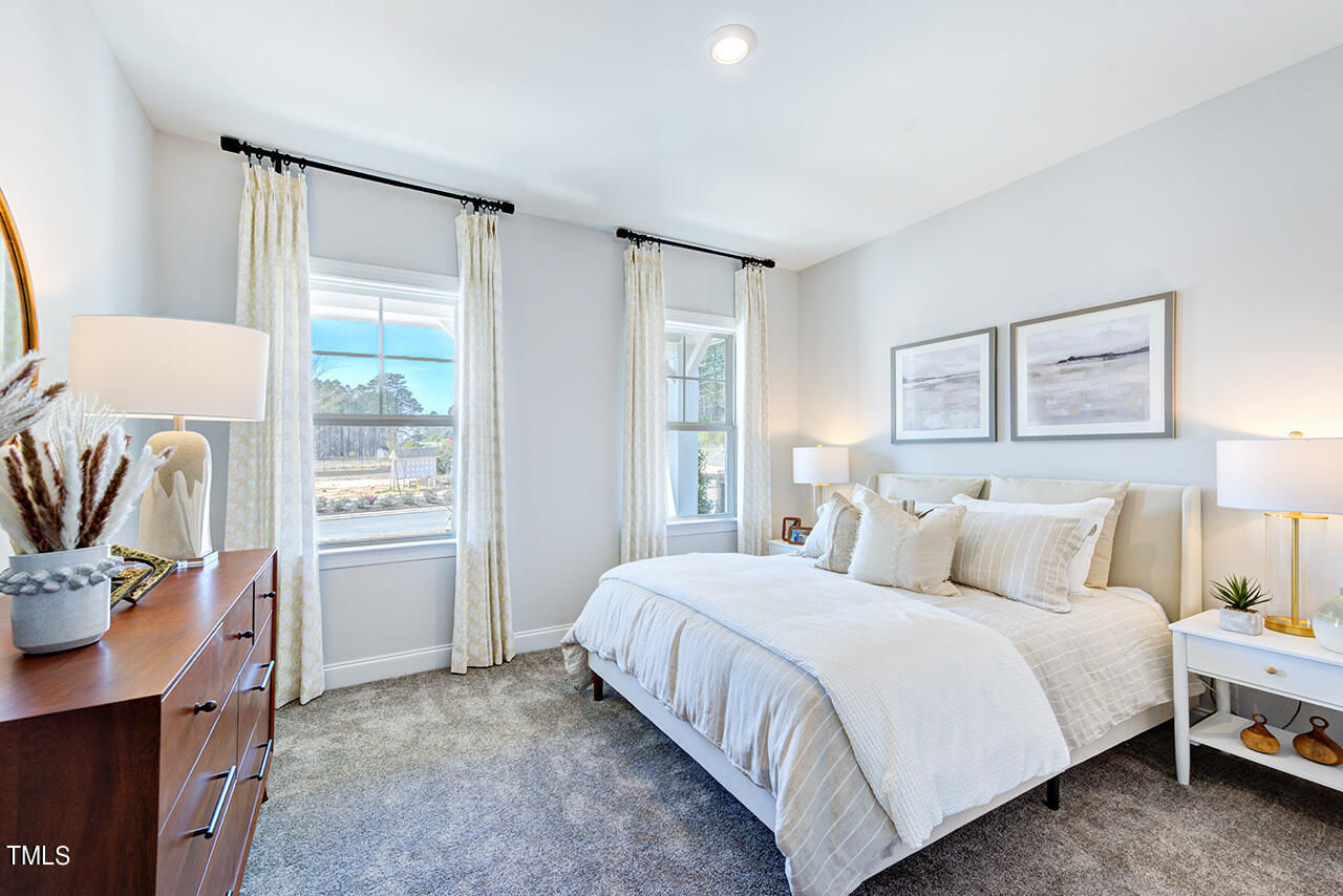 712 Heathered Farm Way