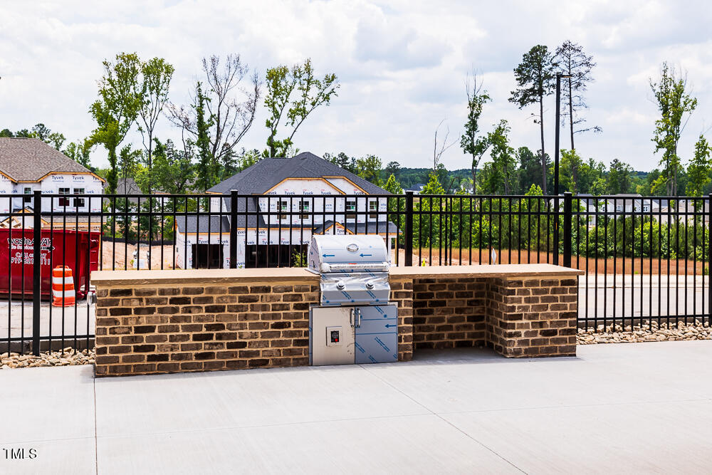 712 Heathered Farm Way