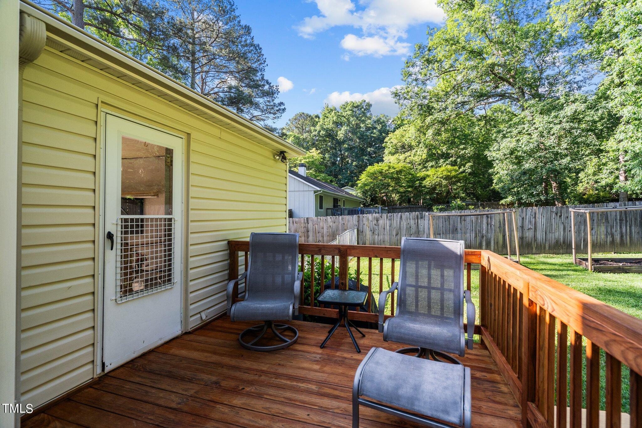 2015 Englewood Drive