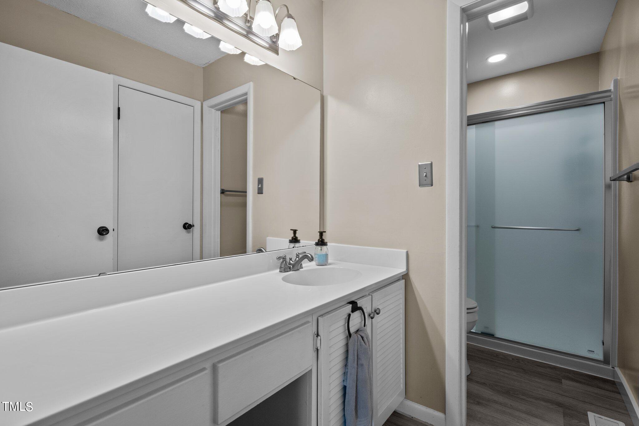 2015 Englewood Drive