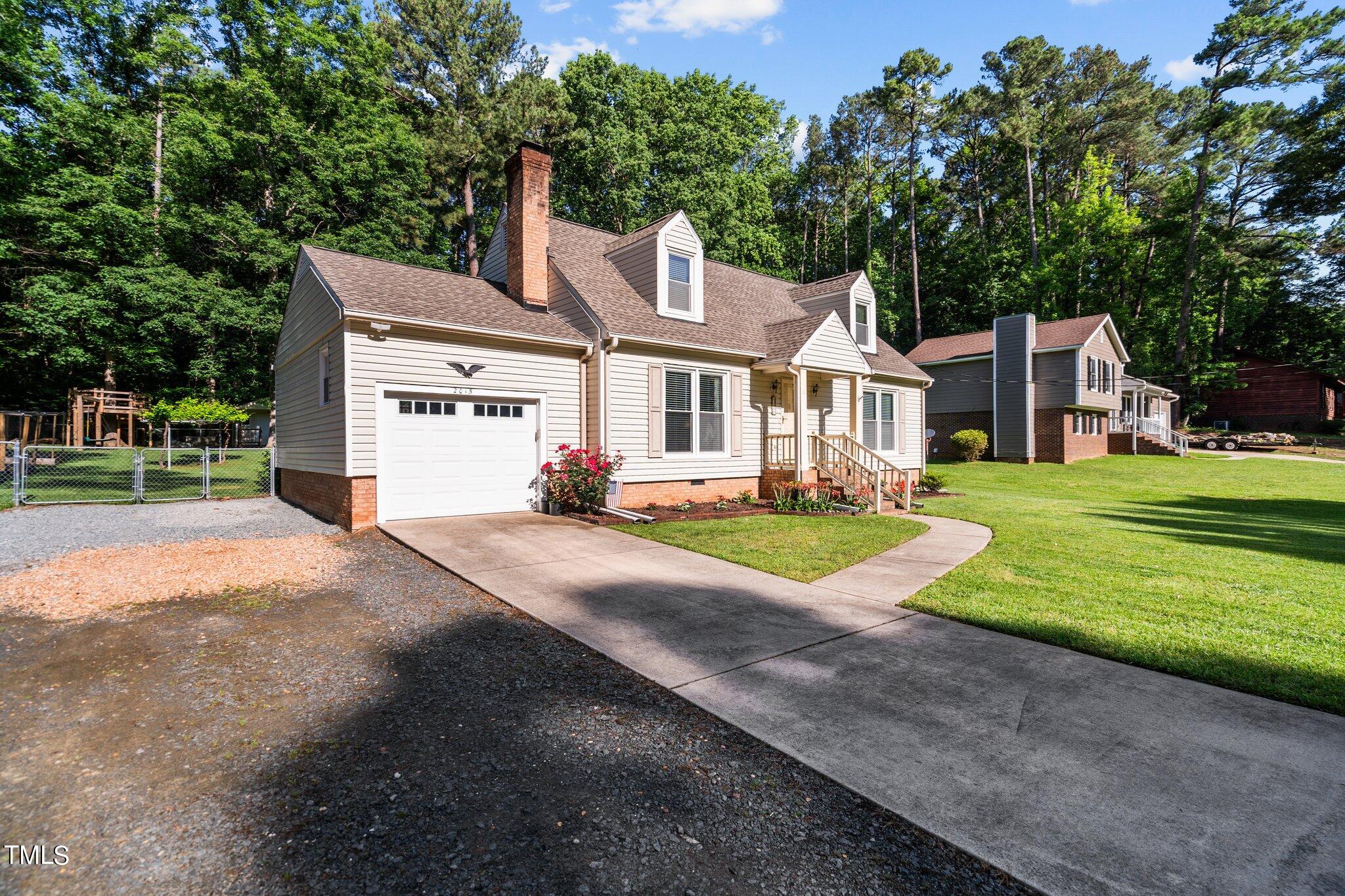 2015 Englewood Drive