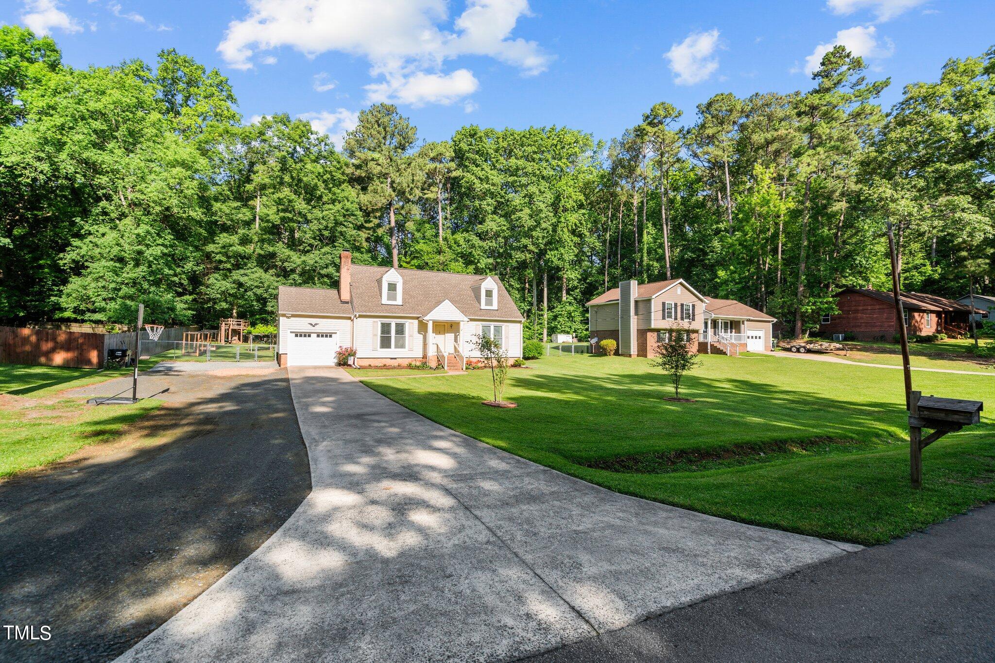 2015 Englewood Drive