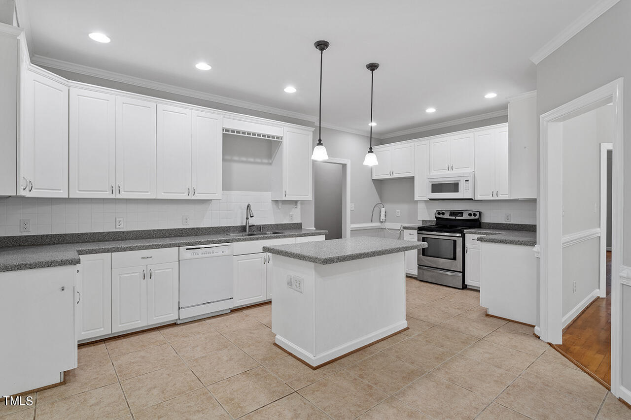 6108 Hilbert Ridge Drive