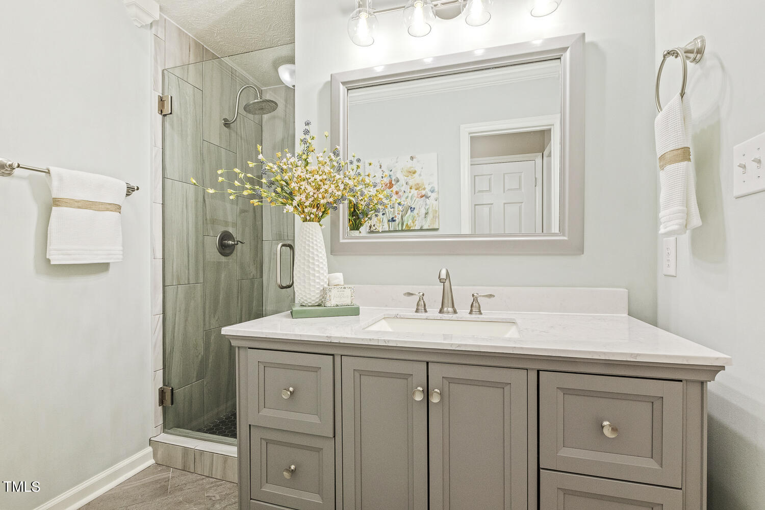 105 Stonerail Circle