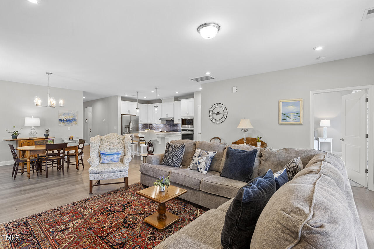 861 Flower Manor Drive