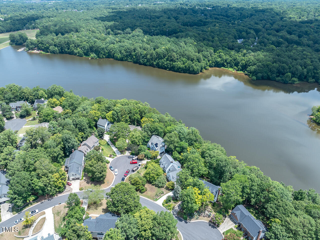 103 Thorncliff Circle