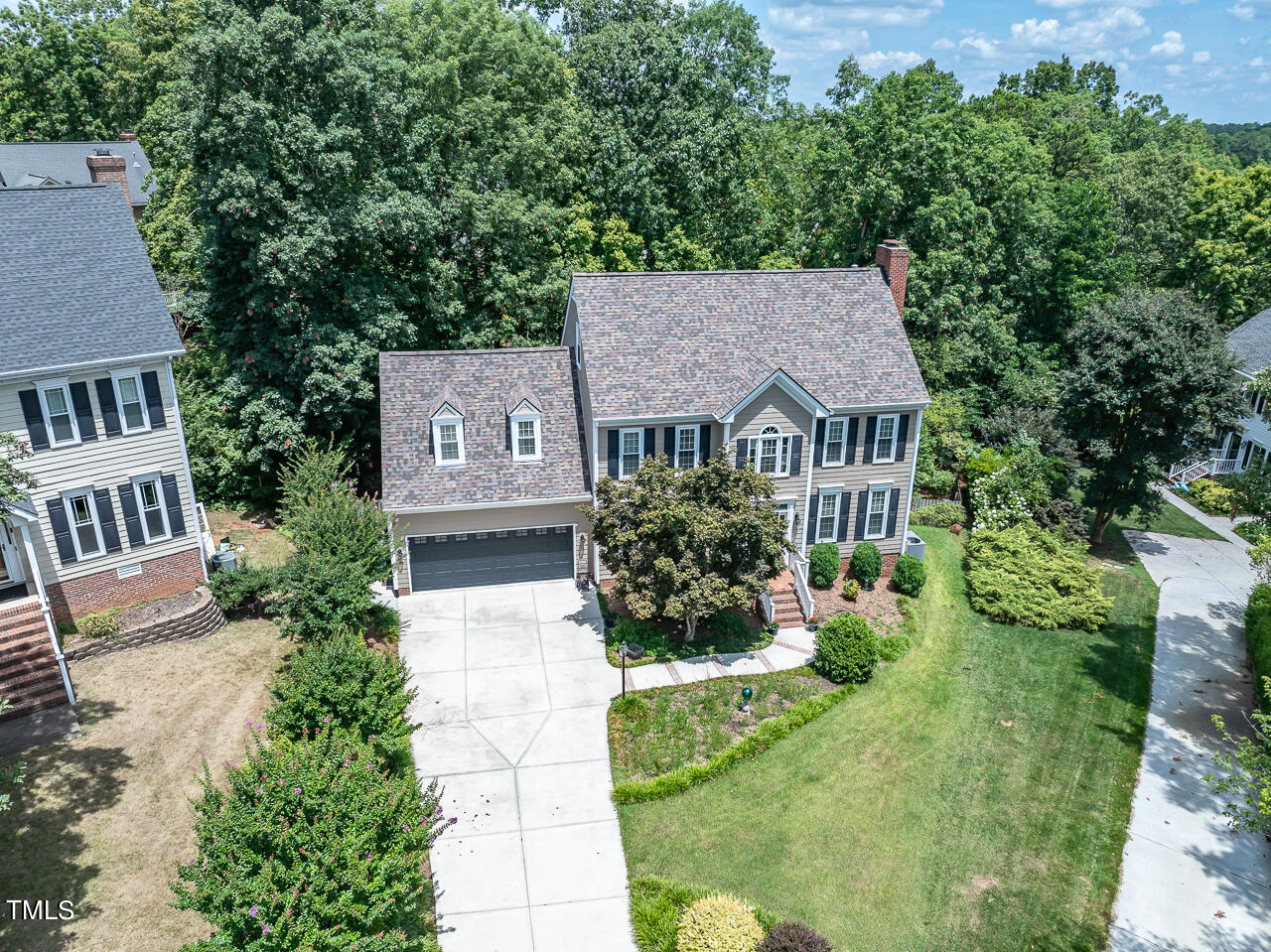 103 Thorncliff Circle