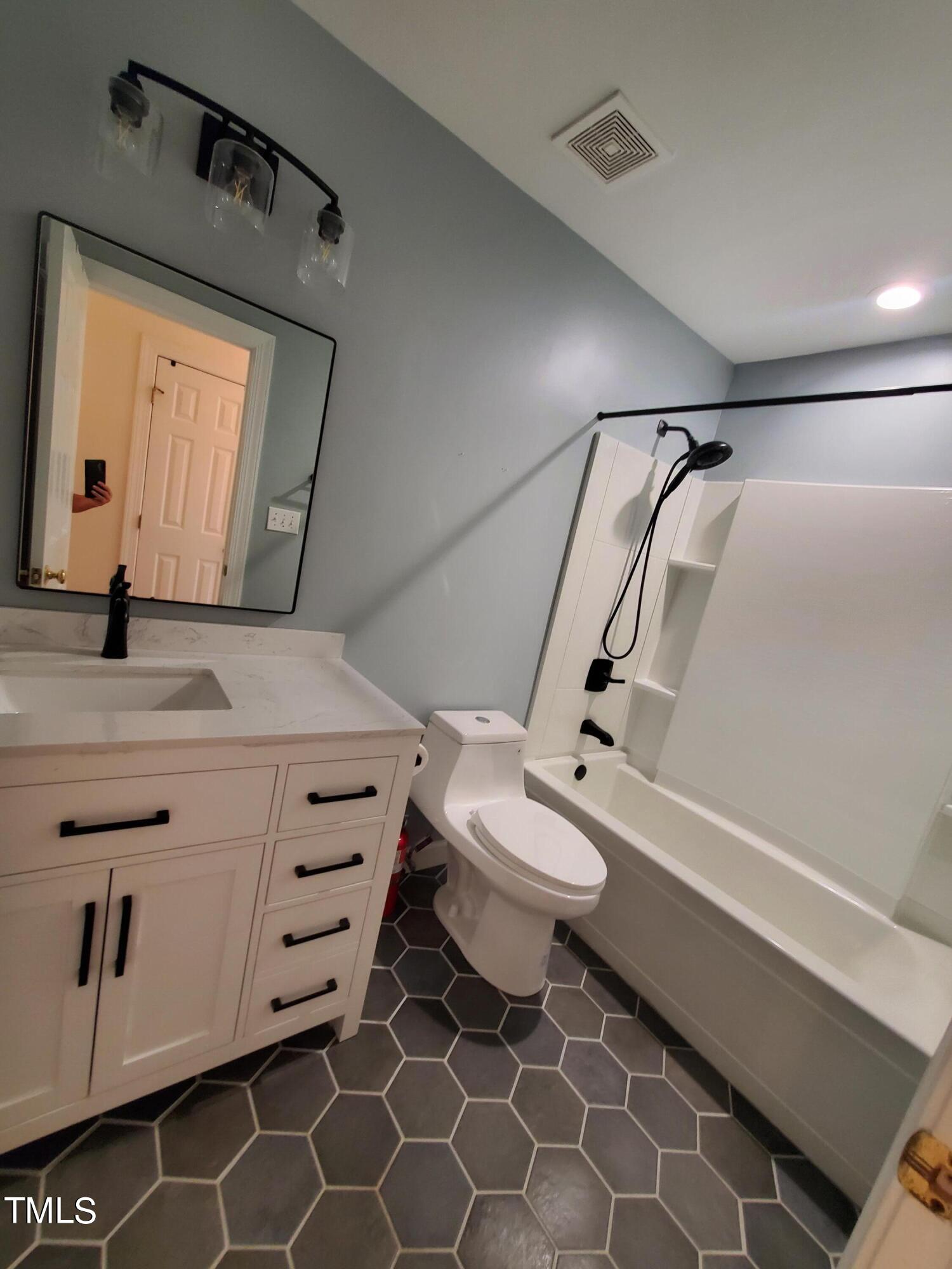 717 Linden Ridge Drive