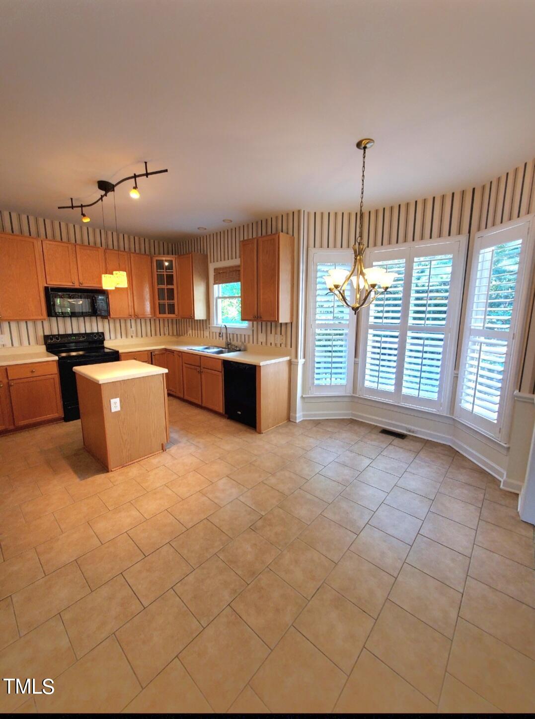 717 Linden Ridge Drive