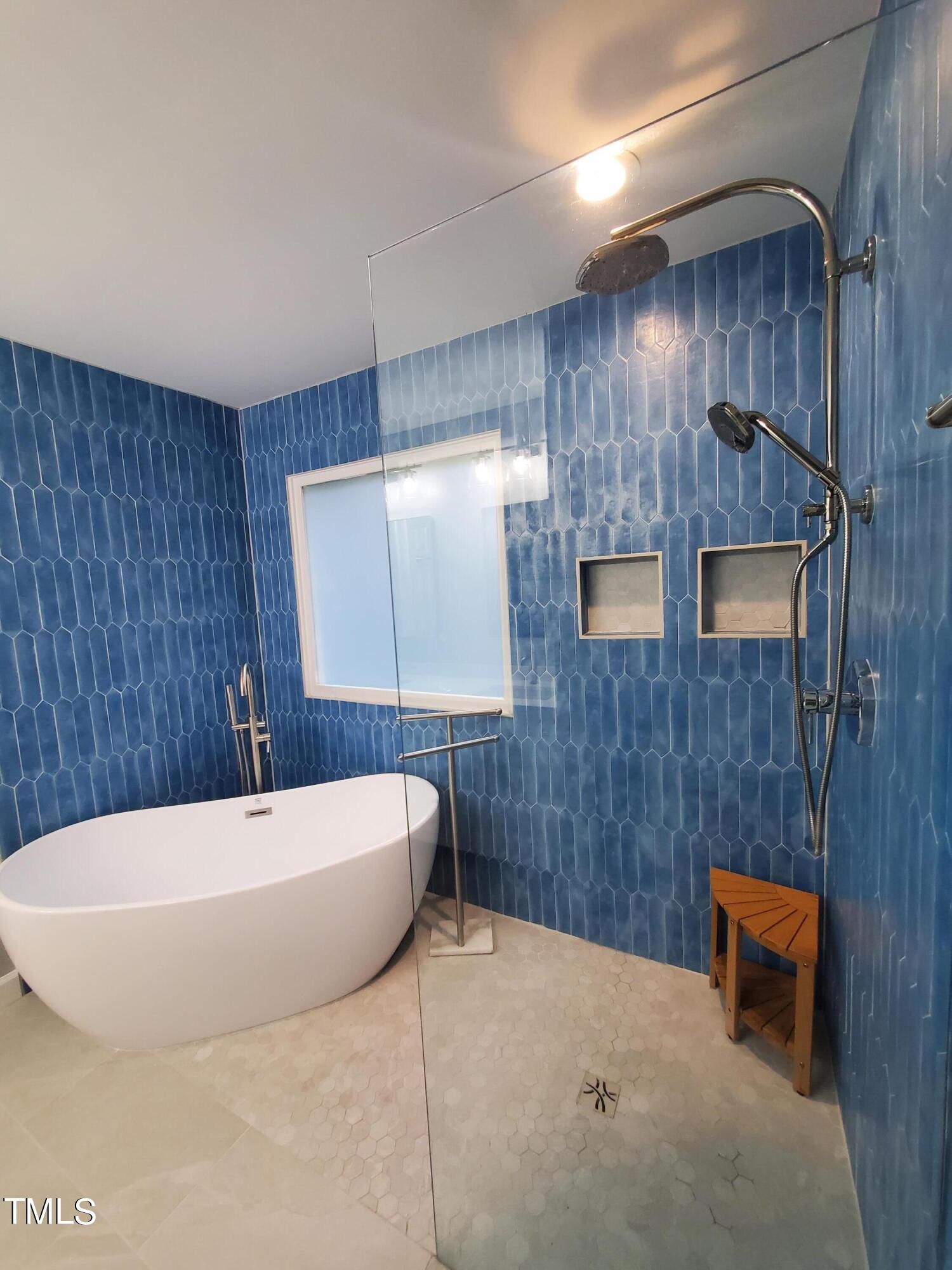 717 Linden Ridge Drive