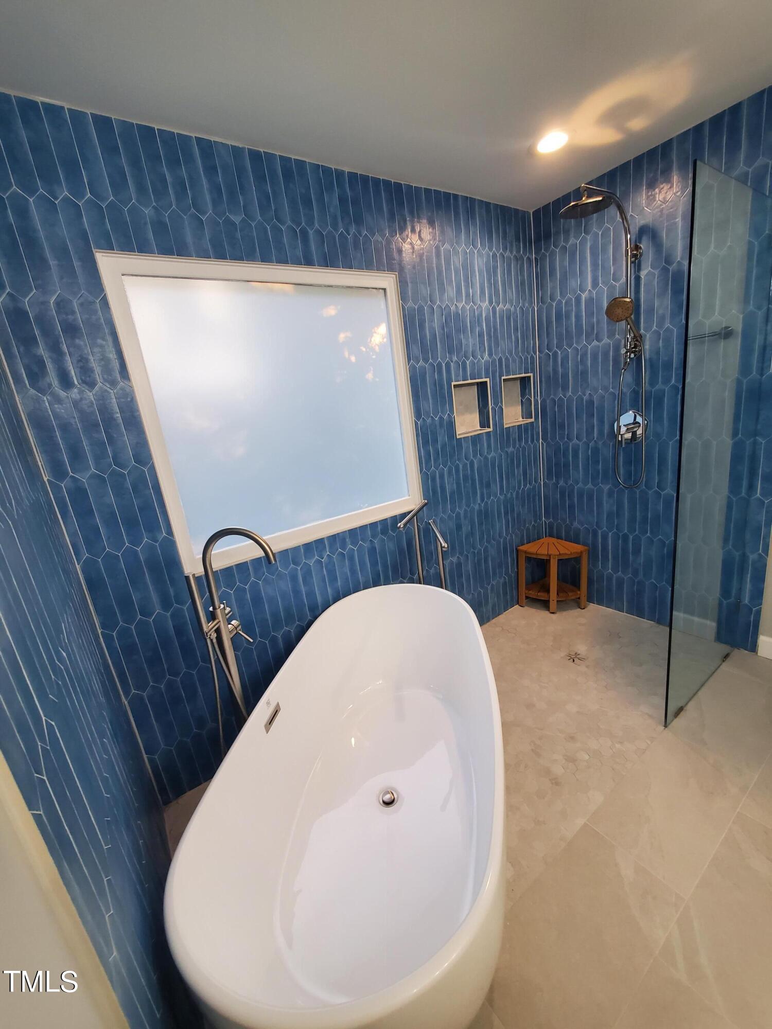 717 Linden Ridge Drive