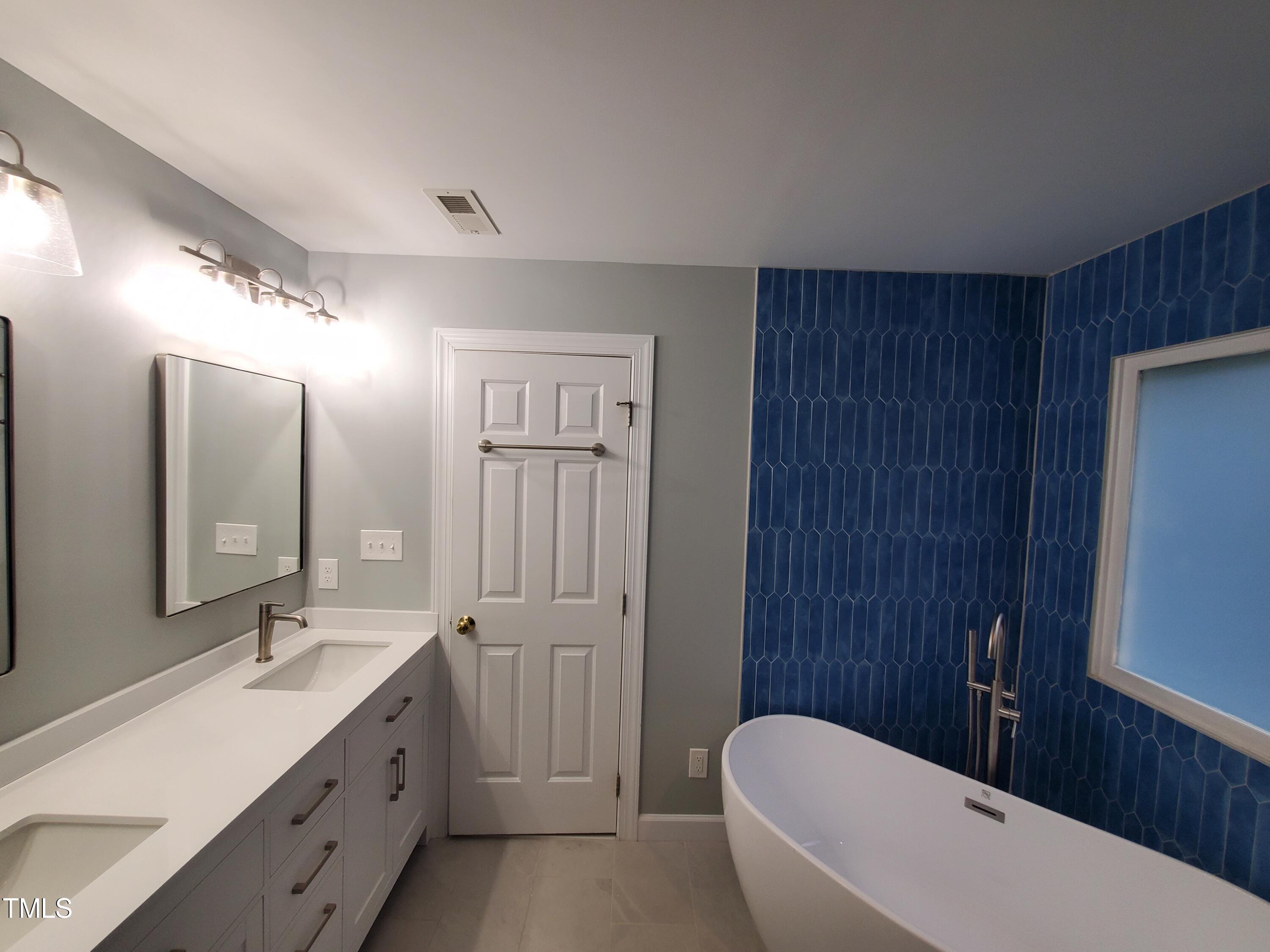 717 Linden Ridge Drive