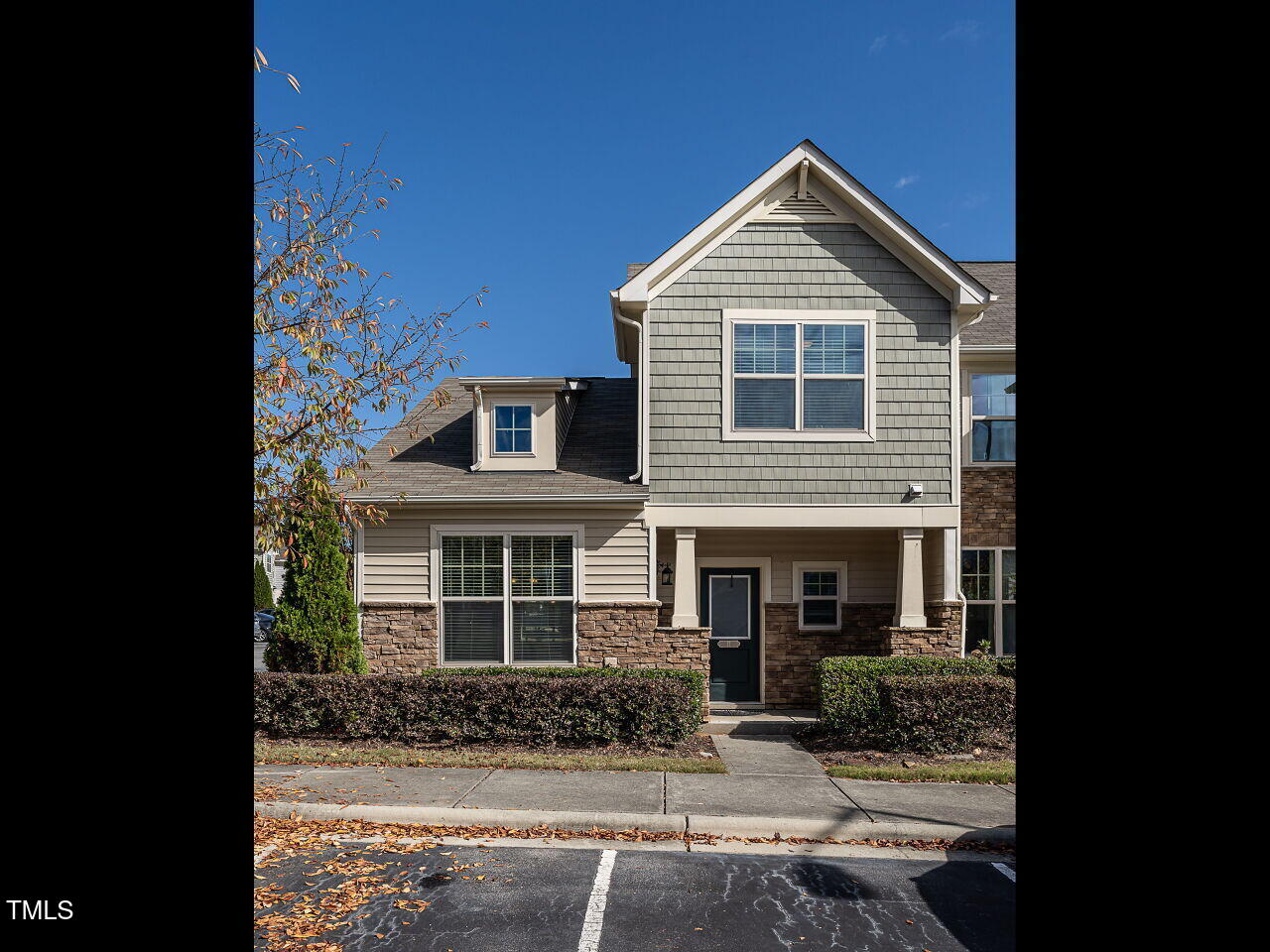 11 St Elias Drive