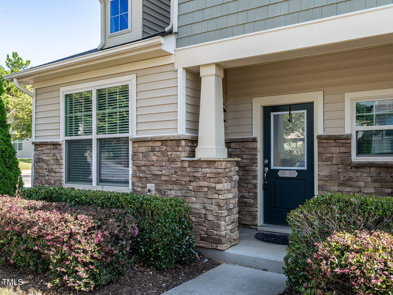 11 St Elias Drive