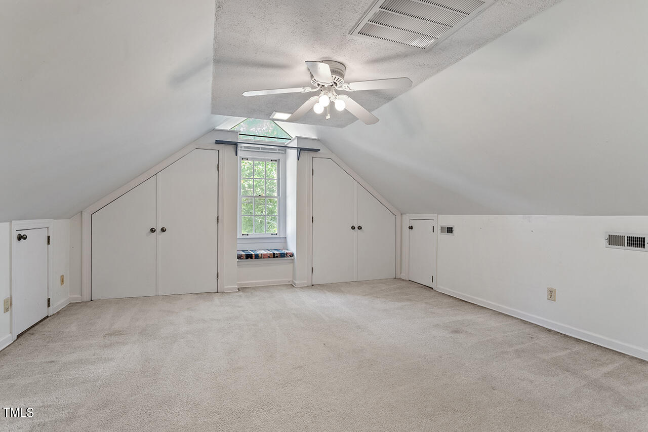 300 Greenwood Circle