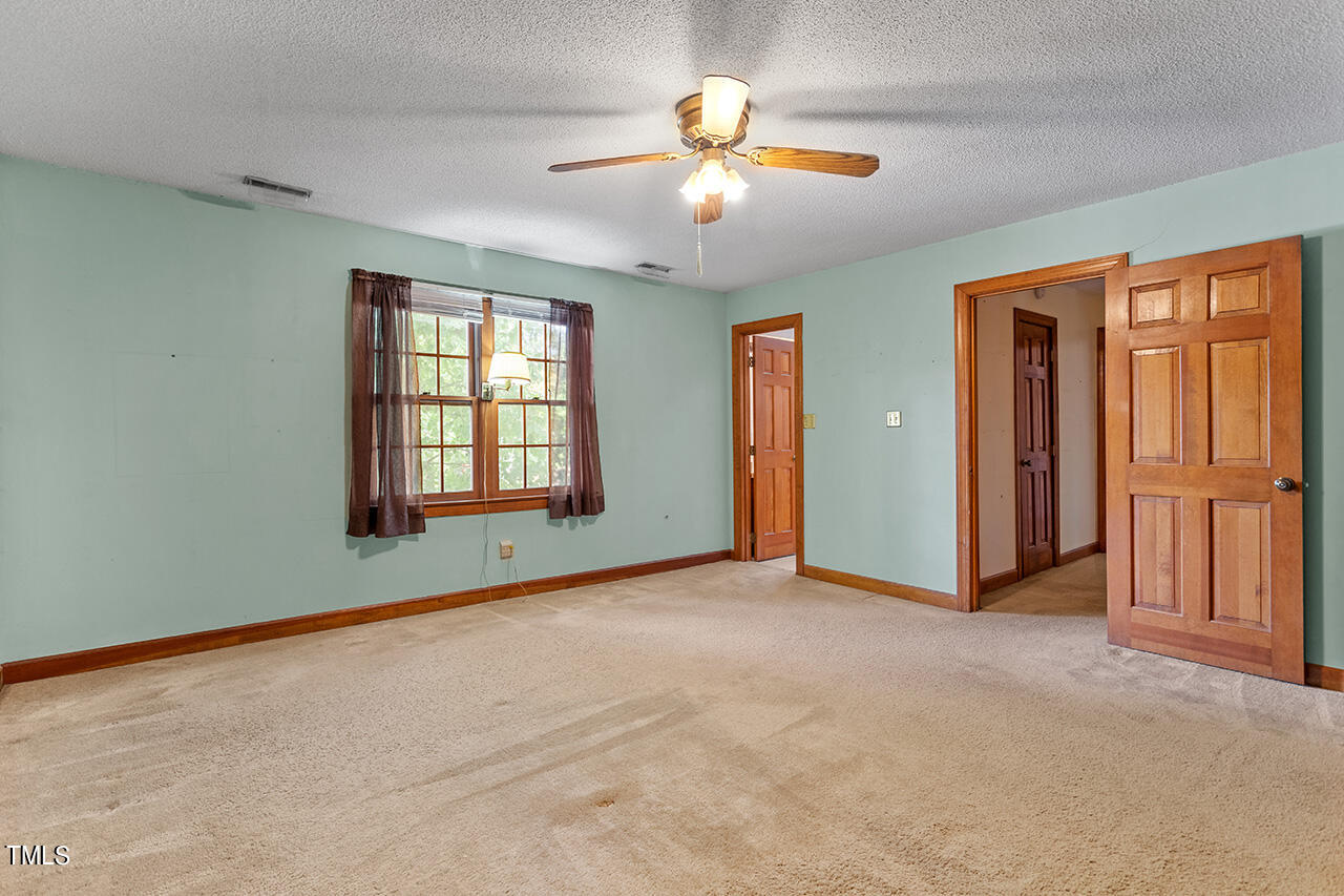 300 Greenwood Circle