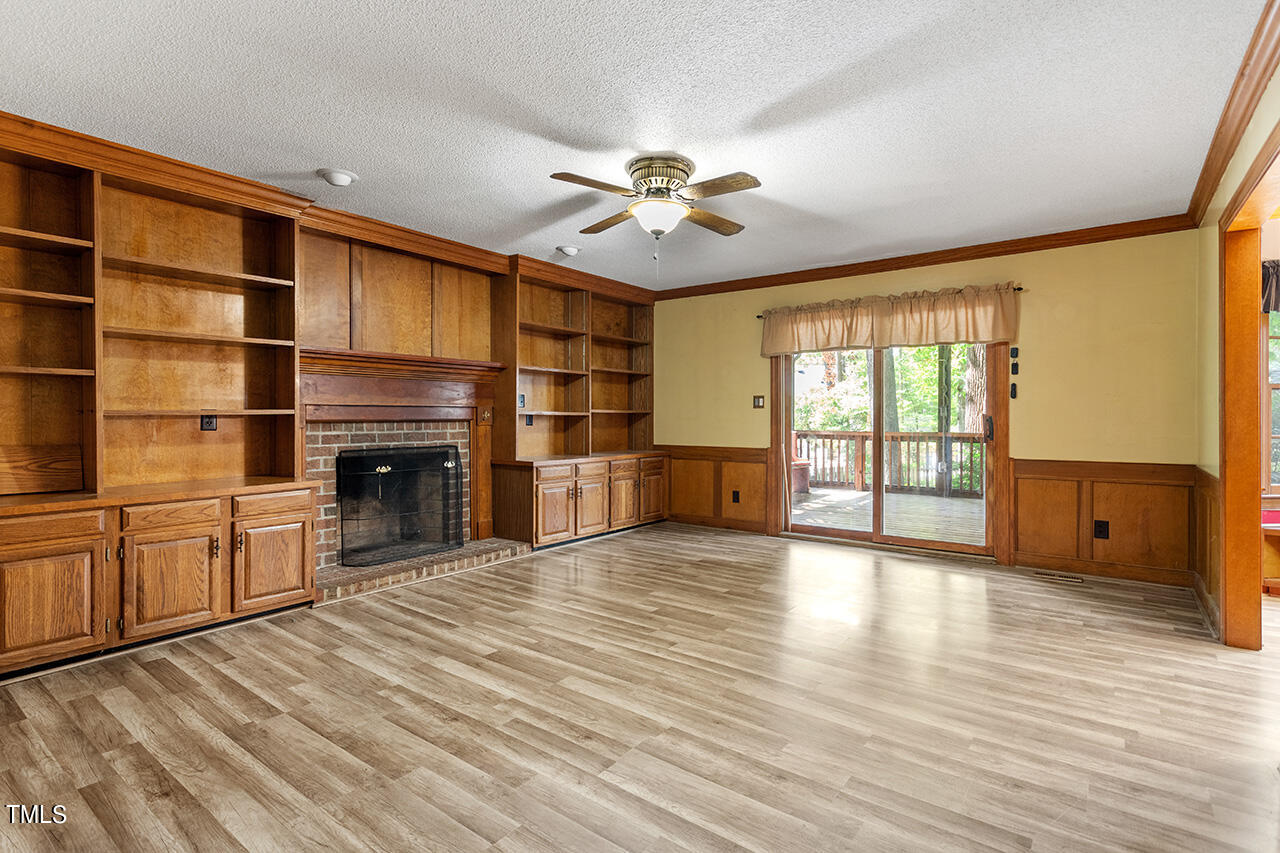 300 Greenwood Circle