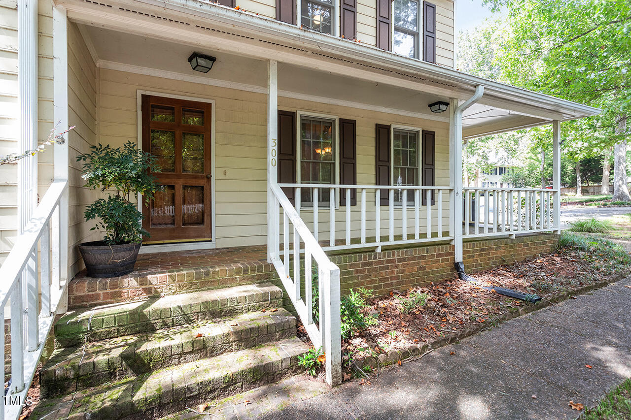 300 Greenwood Circle