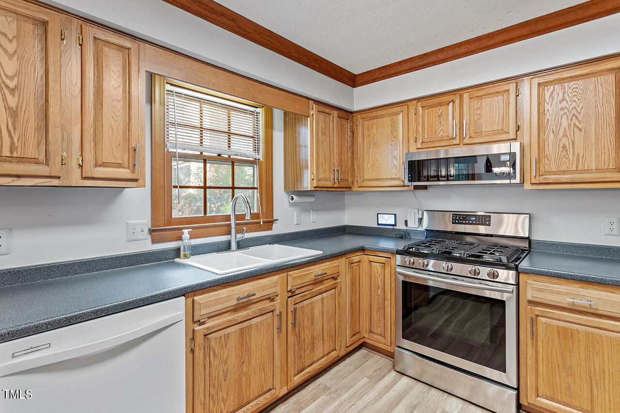 300 Greenwood Circle