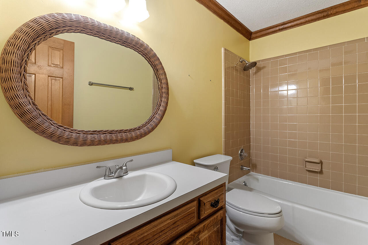 300 Greenwood Circle