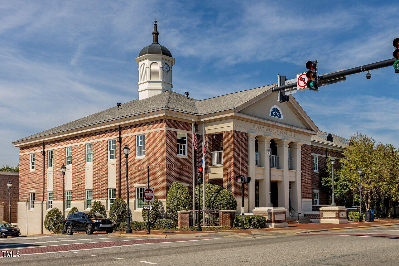 5116 Linksland Drive