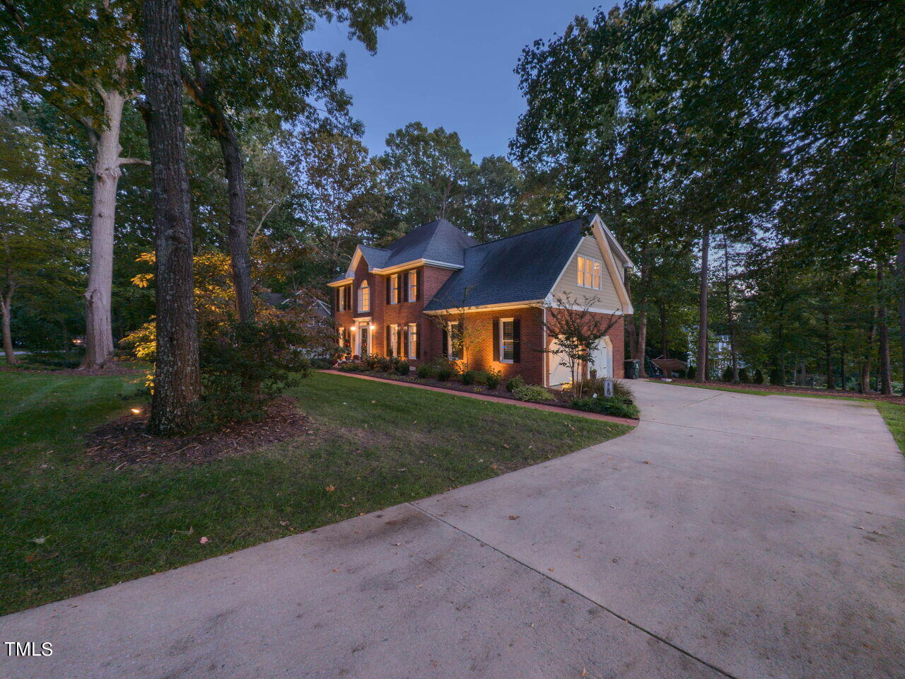 5116 Linksland Drive