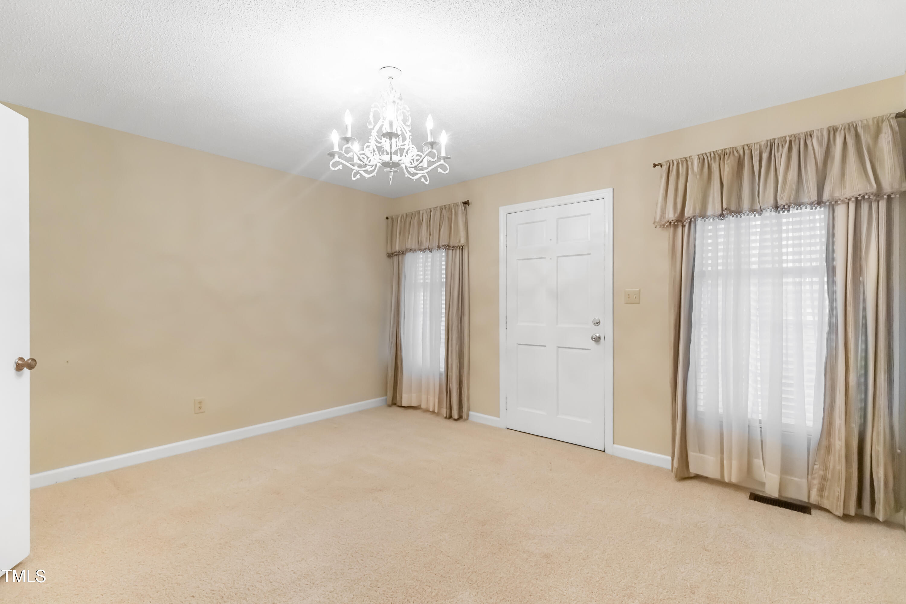 1314 Tarheel Road