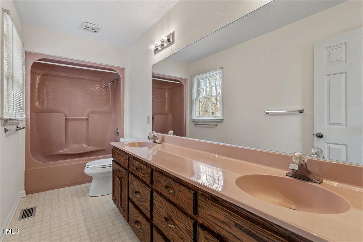 3120 Timberlyne Drive