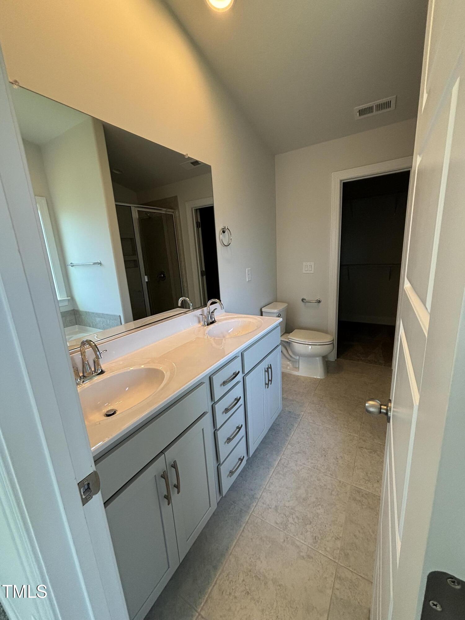 1041 Beechcraft Drive # 119