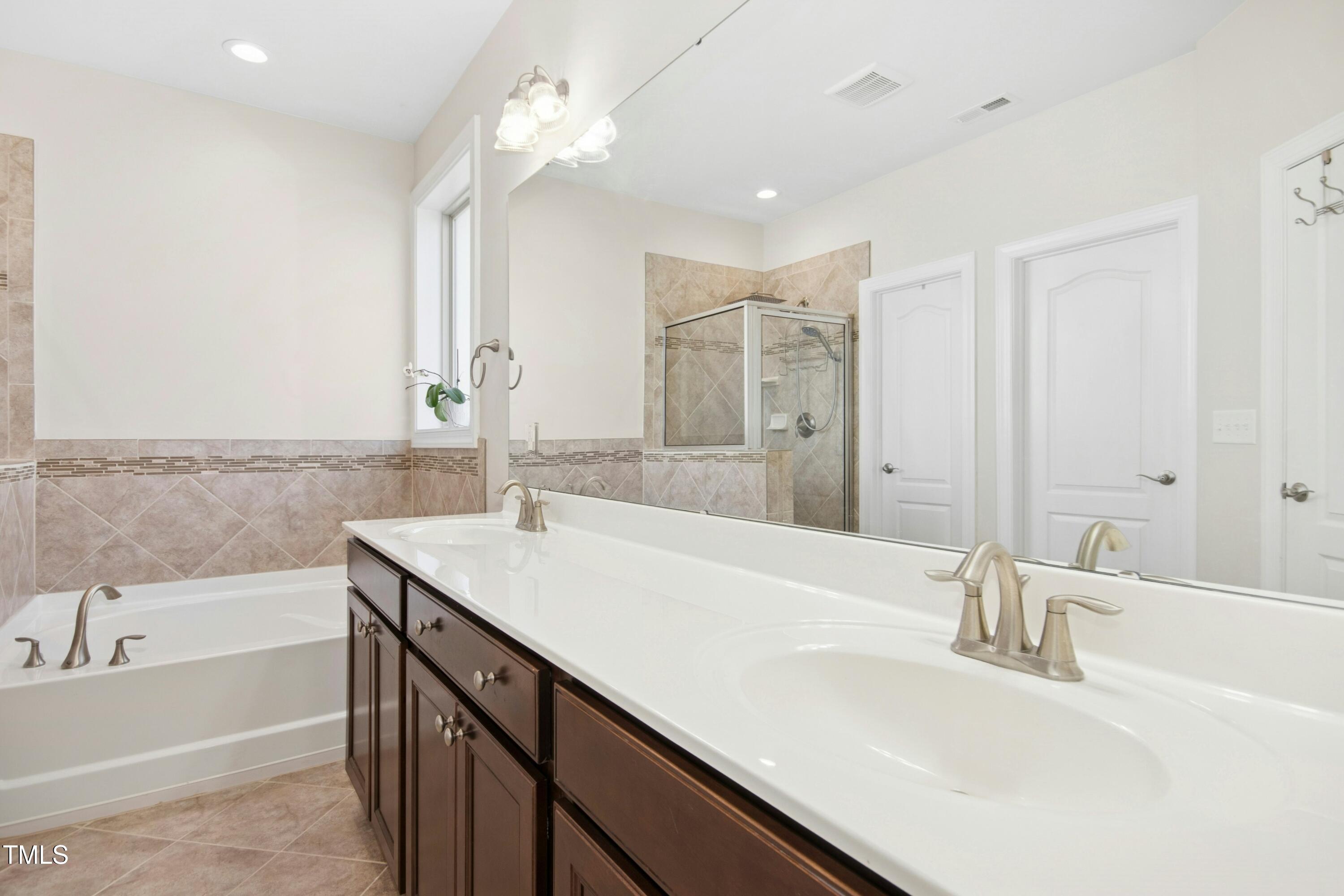 1247 Magic Hollow Road