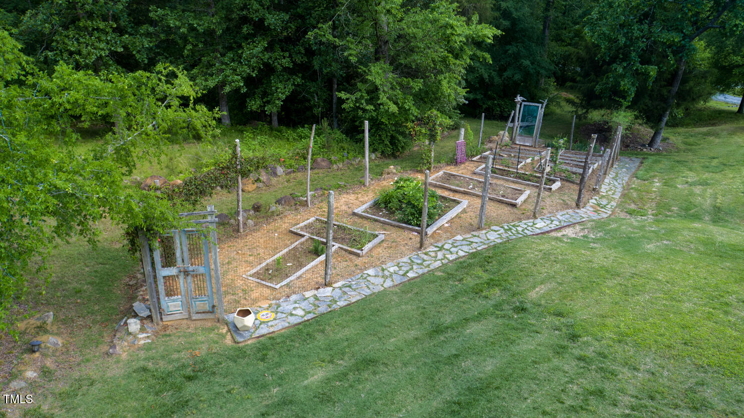 639 Cedar Grove Road