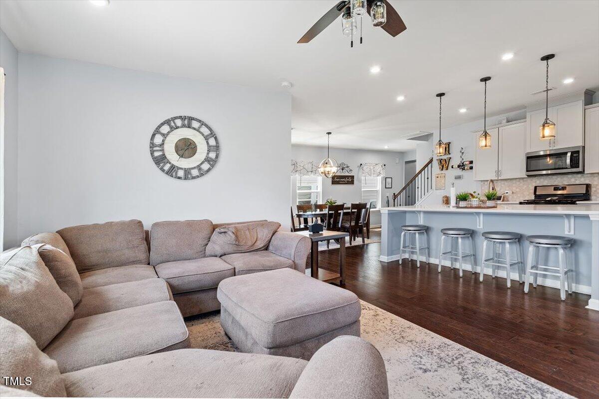 209 Sage Oak Lane