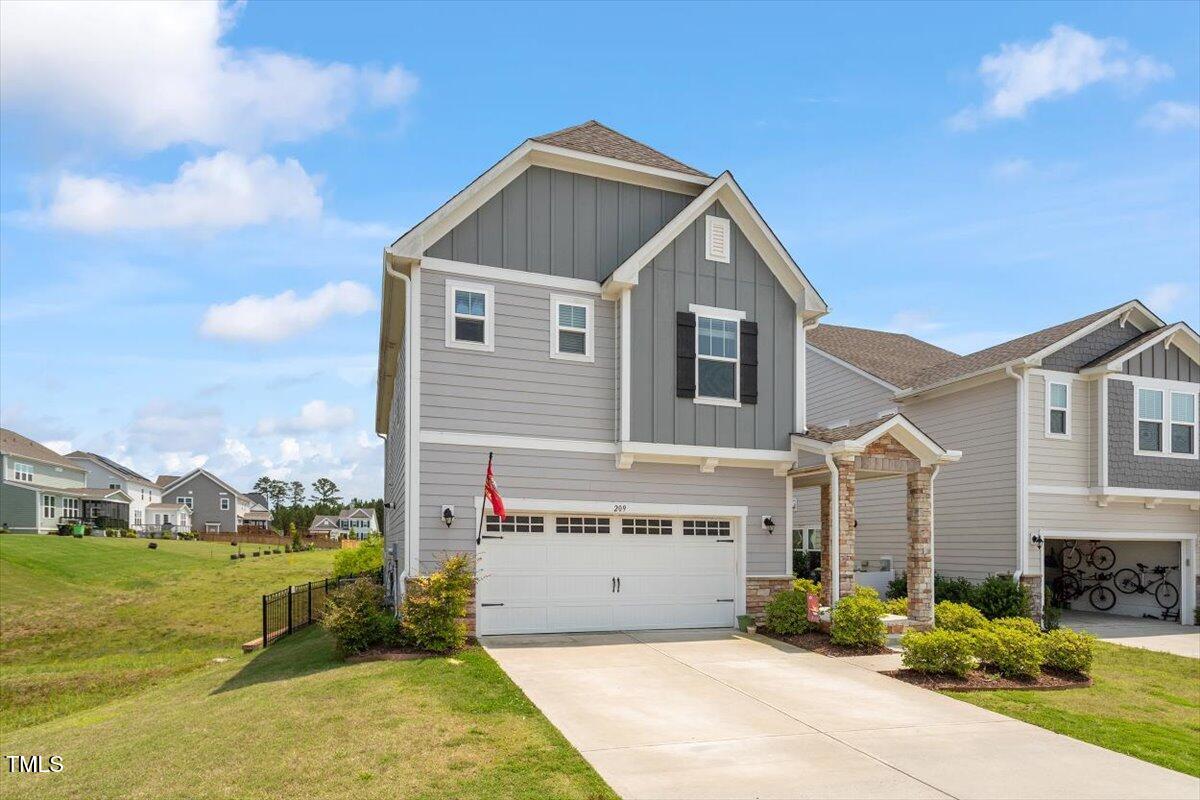 209 Sage Oak Lane