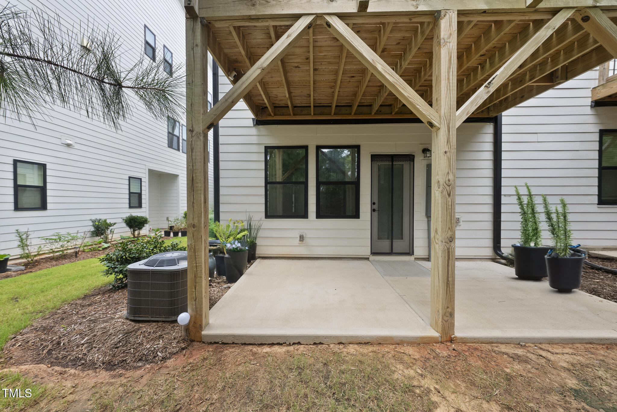 910 Waterside View Drive