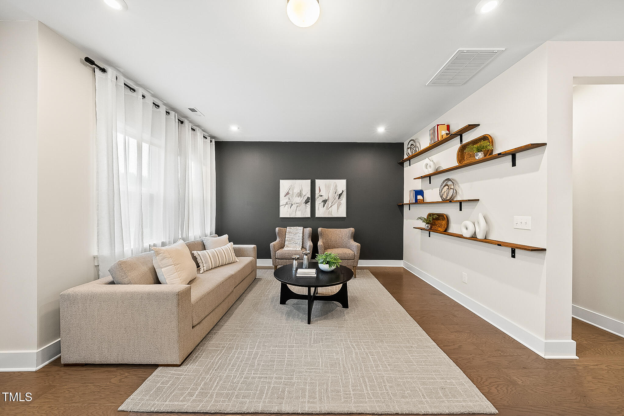 910 Waterside View Drive