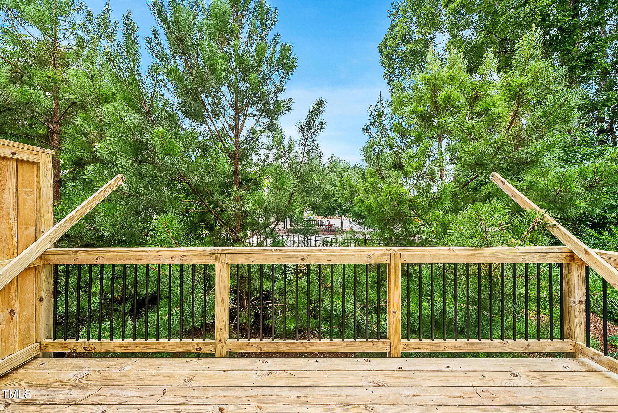 910 Waterside View Drive