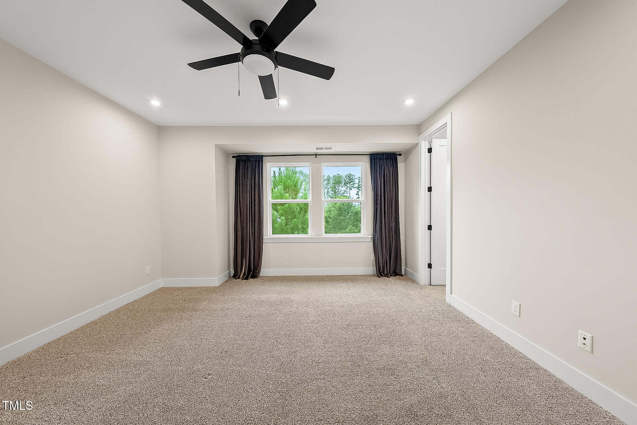 910 Waterside View Drive