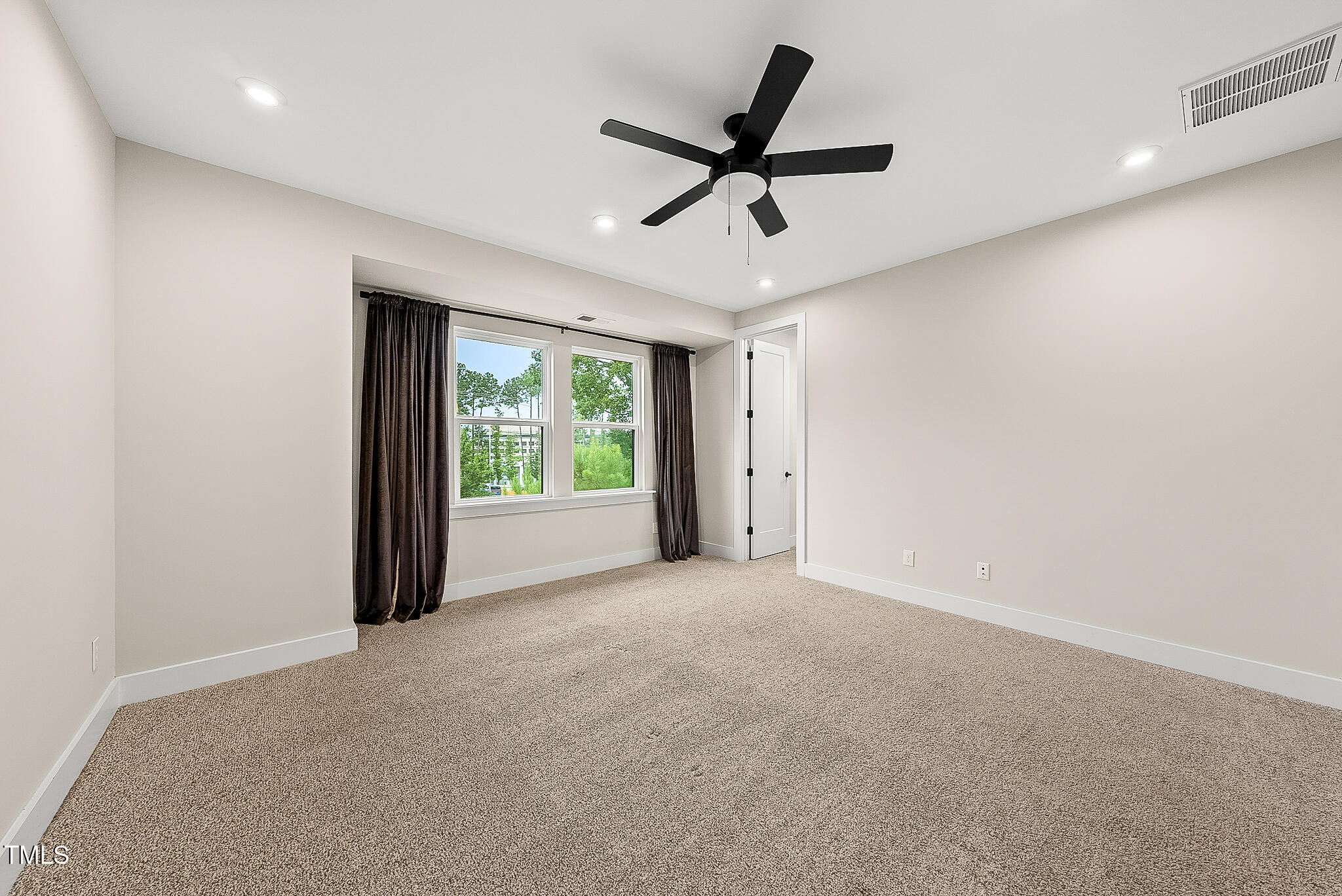 910 Waterside View Drive