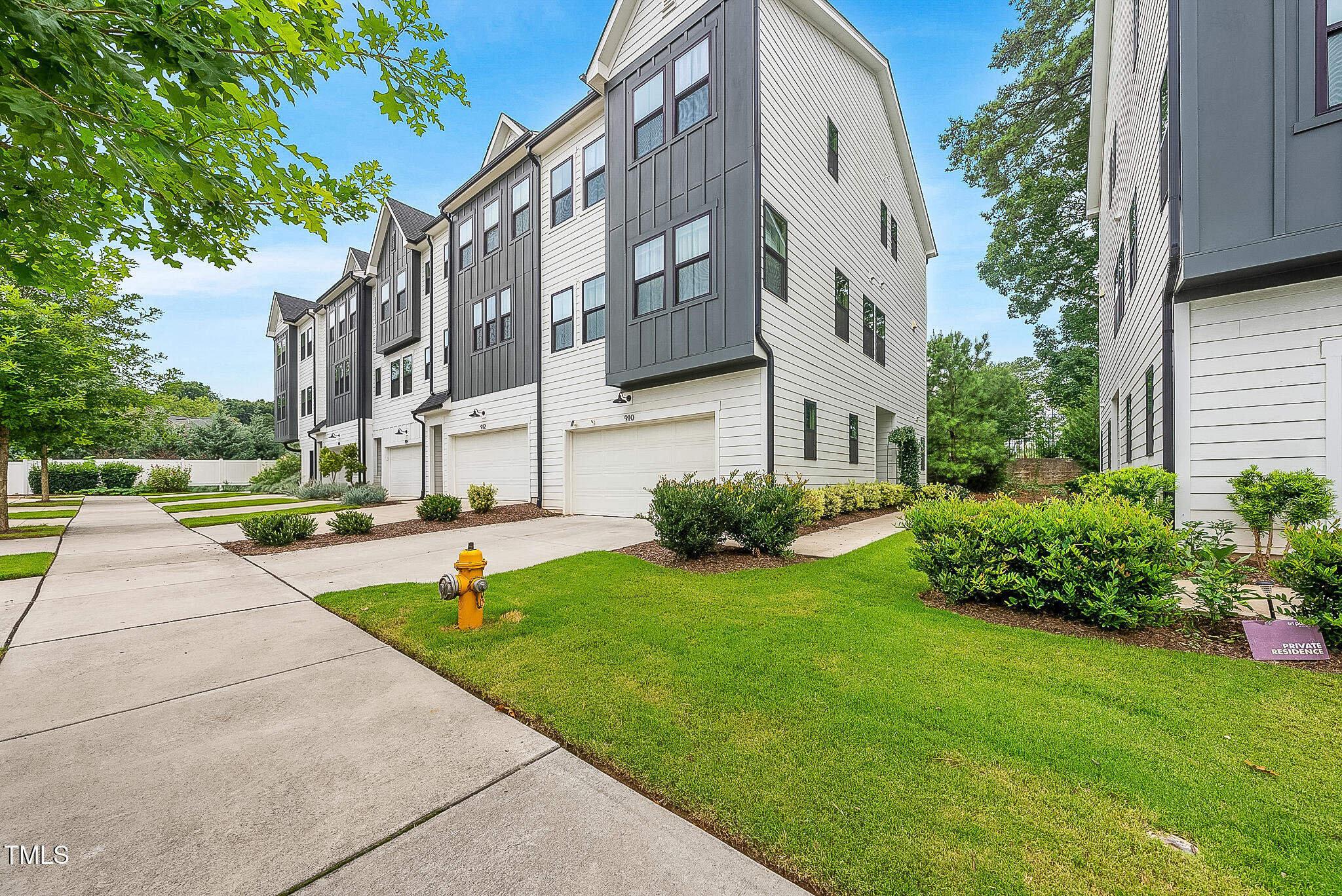 910 Waterside View Drive