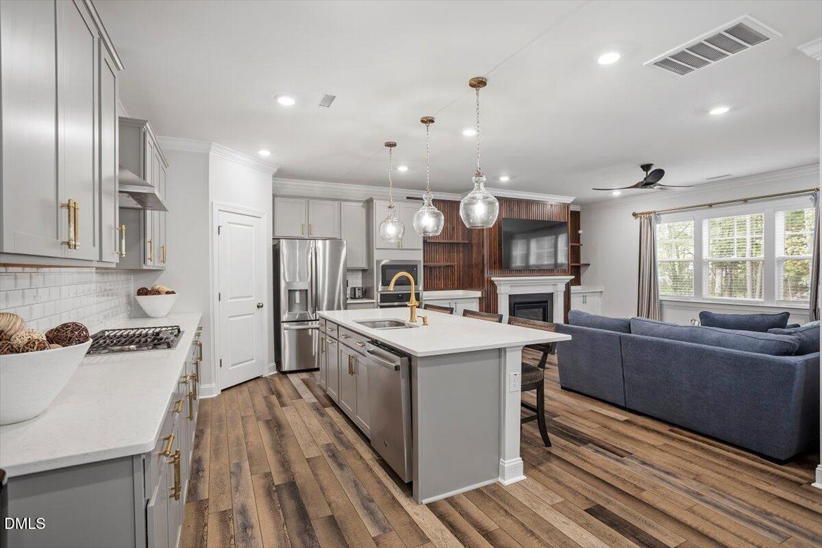 3932 Mount Moran Road